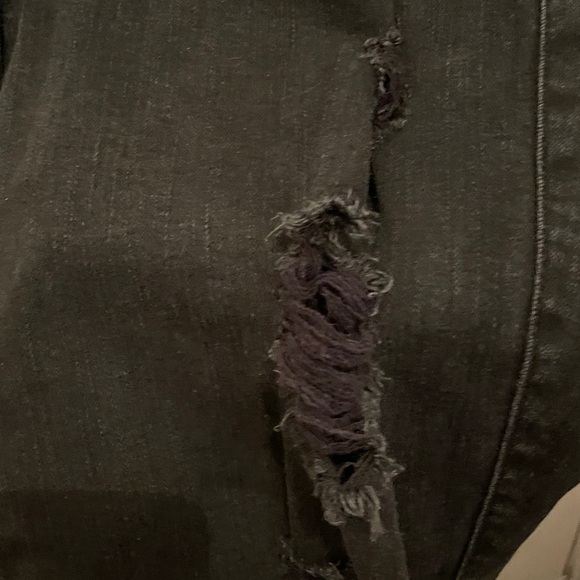 Torrid Bombshell Skinny black Jeans. - Picture 3 of 5